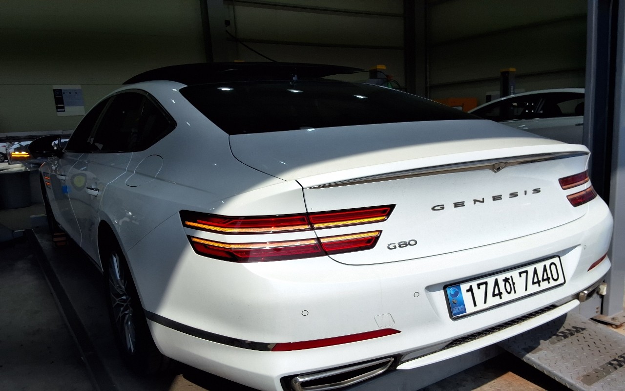 2024 - genesis g80