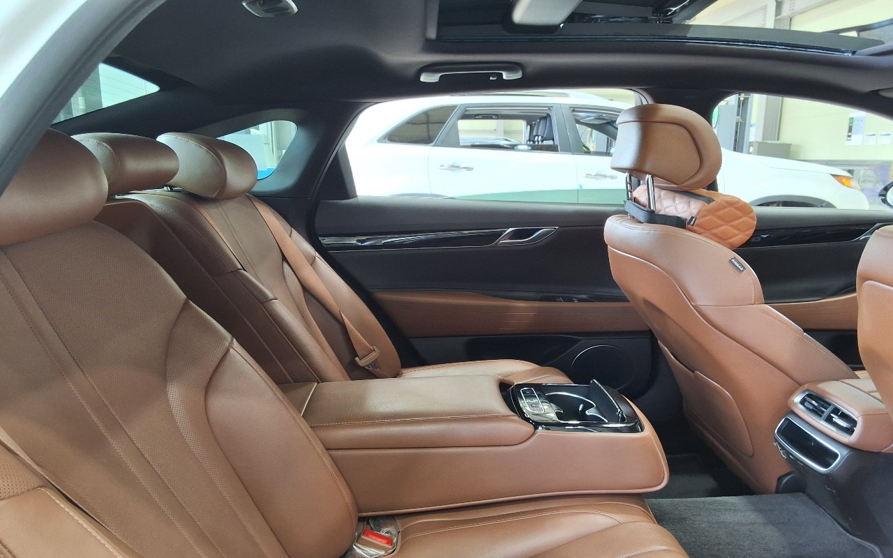2024 - genesis g80
