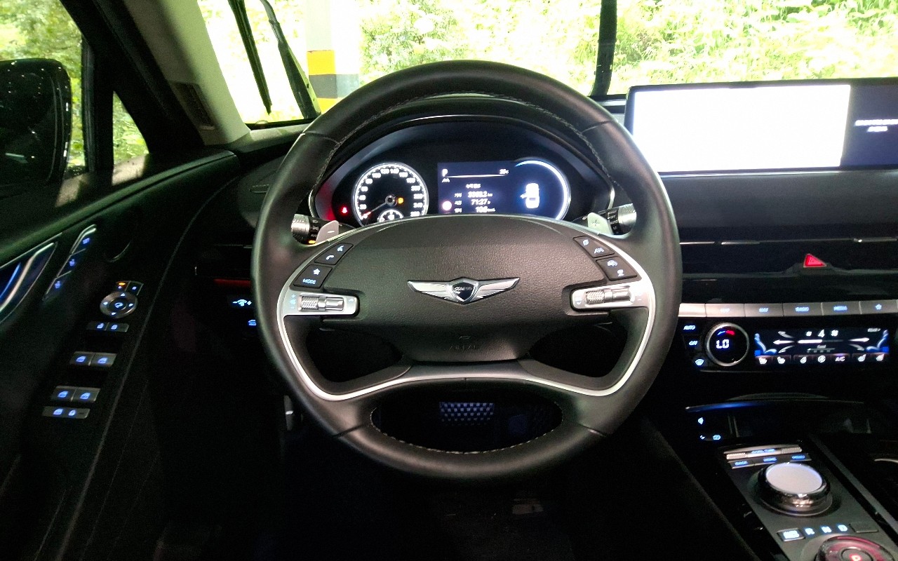 2023 - genesis g80