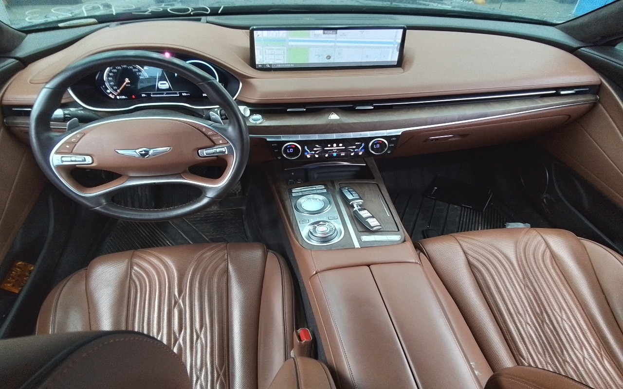 2021 - genesis g80