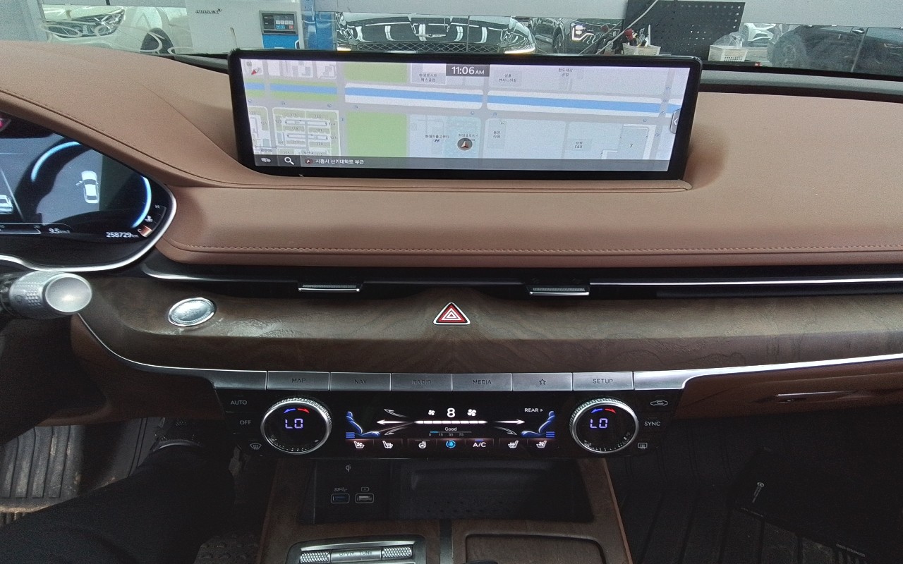 2021 - genesis g80