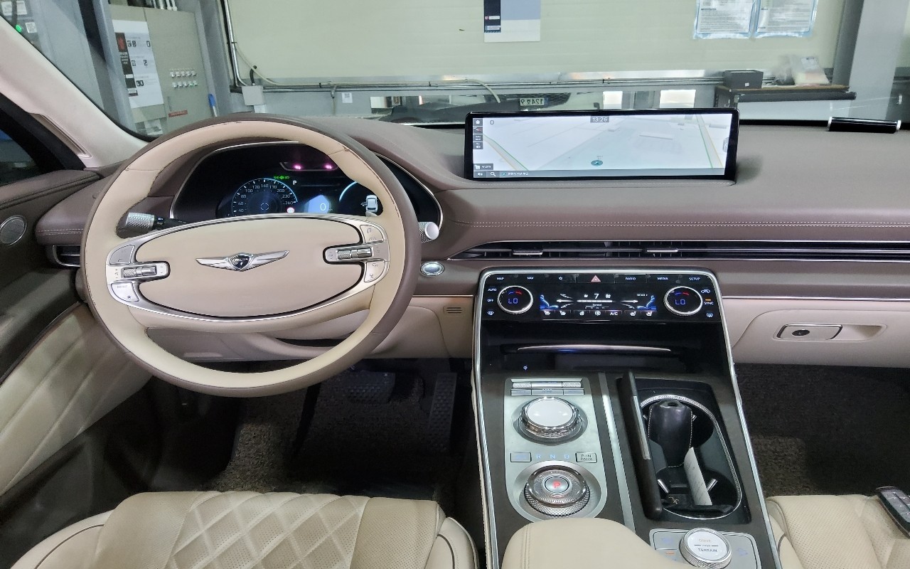 جينيسيس Gv80 2023 — صورة 5