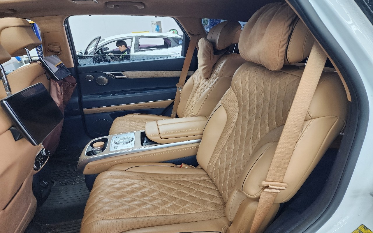 جينيسيس Gv80 2022 — صورة 4