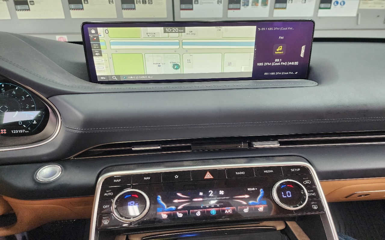 جينيسيس Gv80 2022 — صورة 9