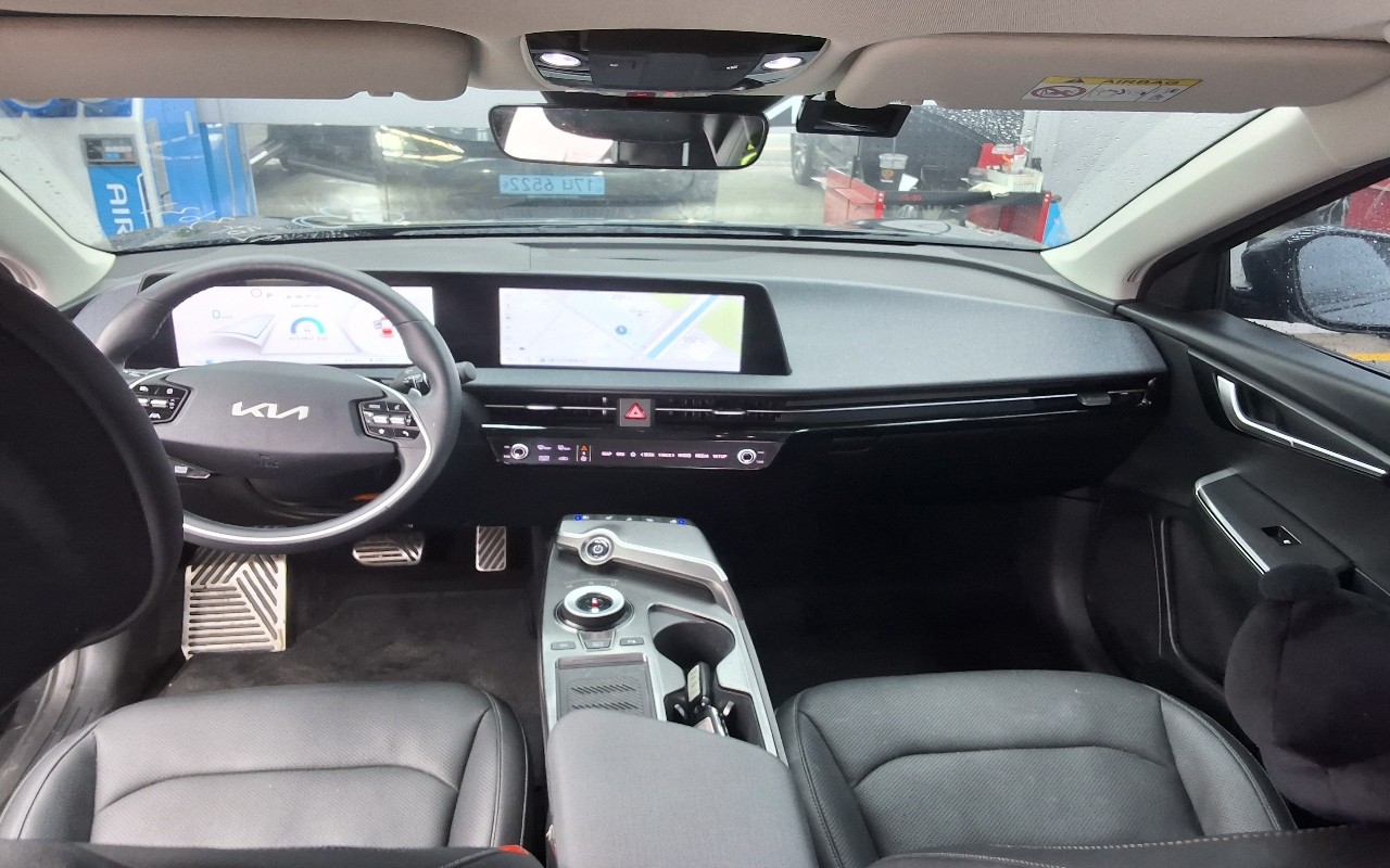 2024 - kia ev6