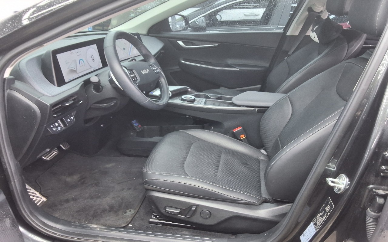 2024 - kia ev6