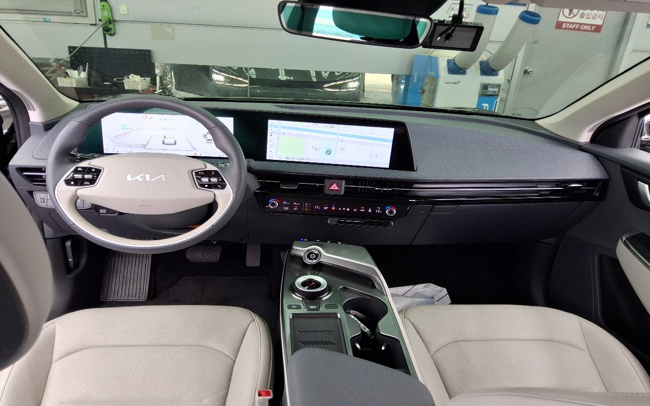 2024 - kia ev6