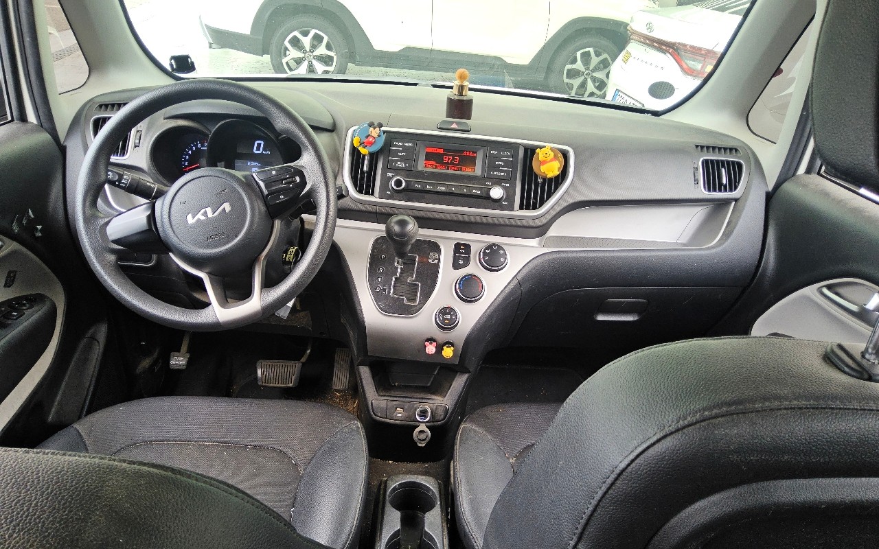 2022 - kia ray