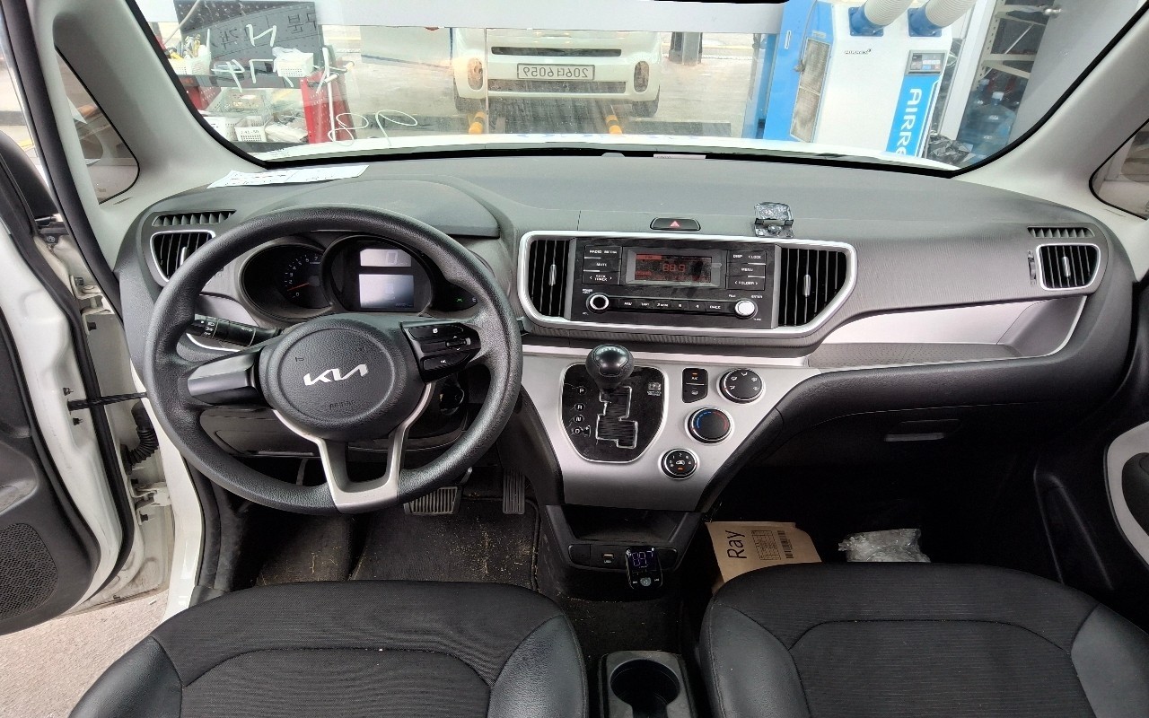 2022 - kia ray