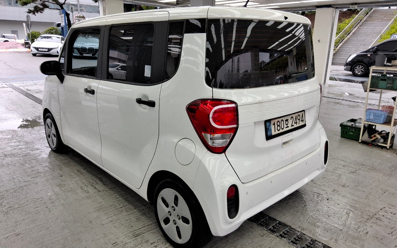 2022 - kia ray
