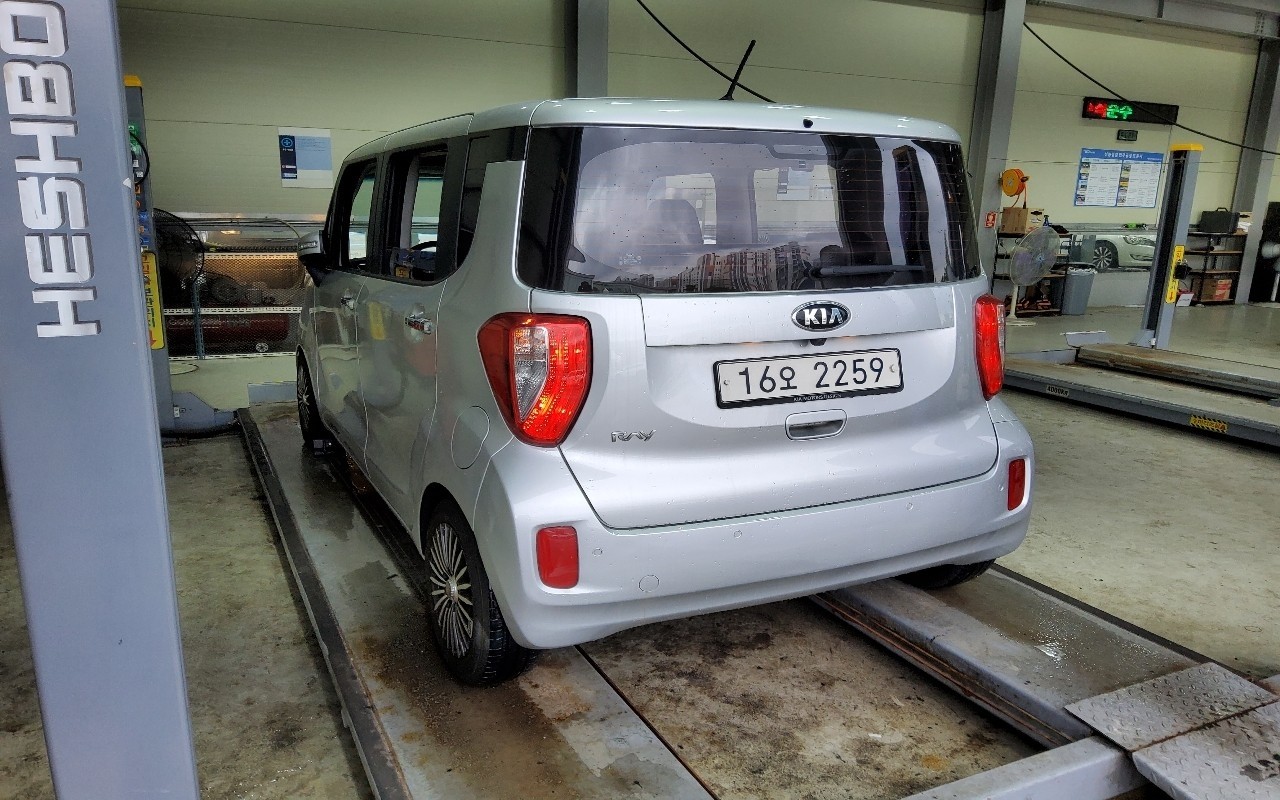 2015 - kia ray