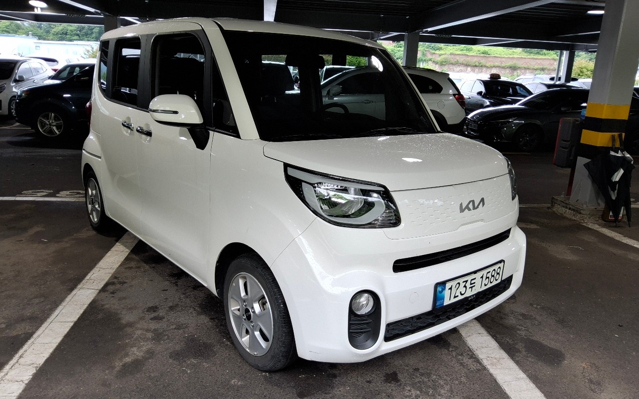 2022 - kia ray