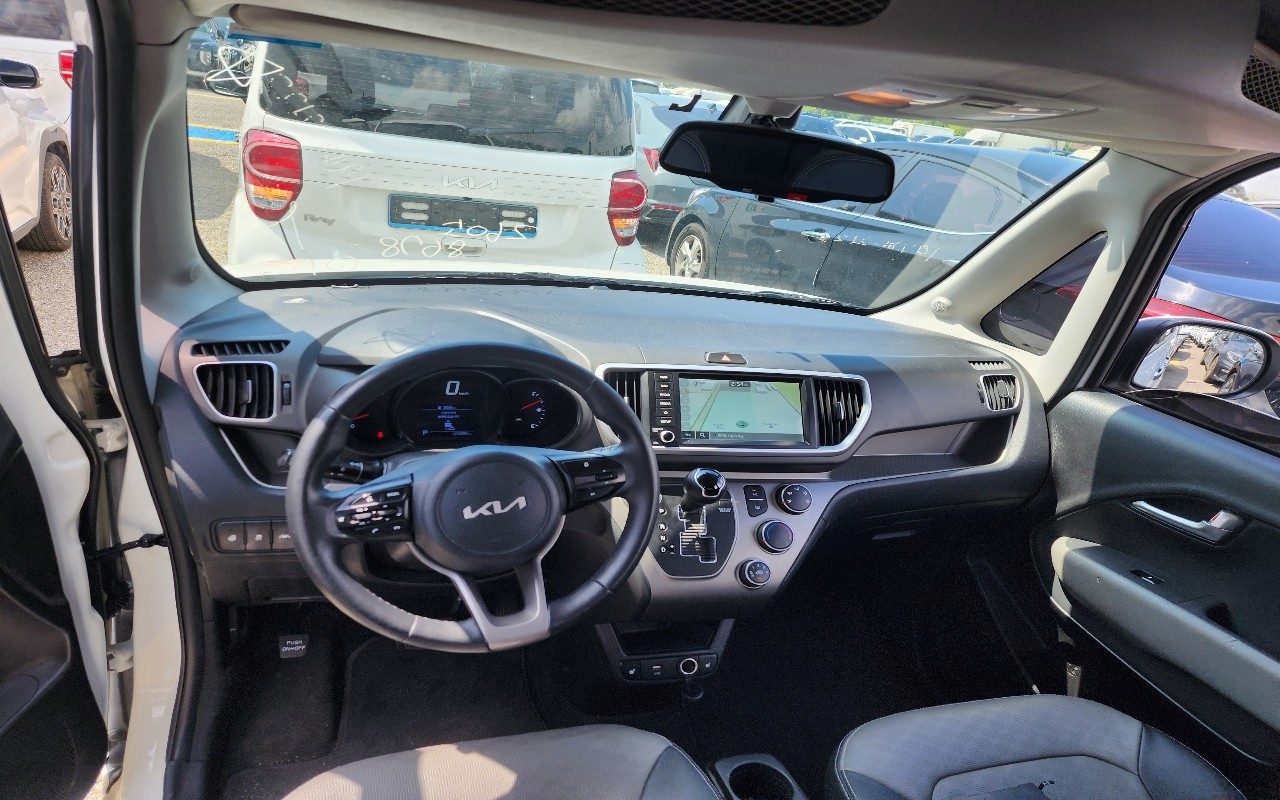 2022 - kia ray
