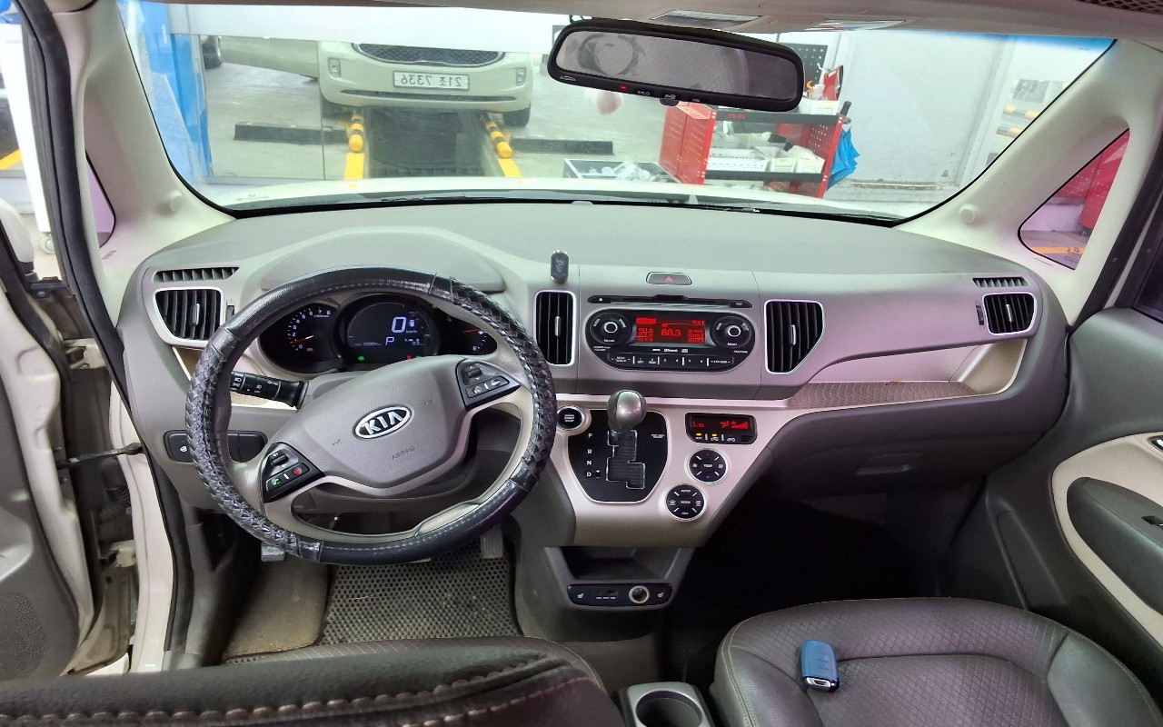 2012 - kia ray
