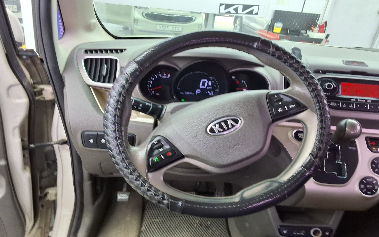 2012 - kia ray