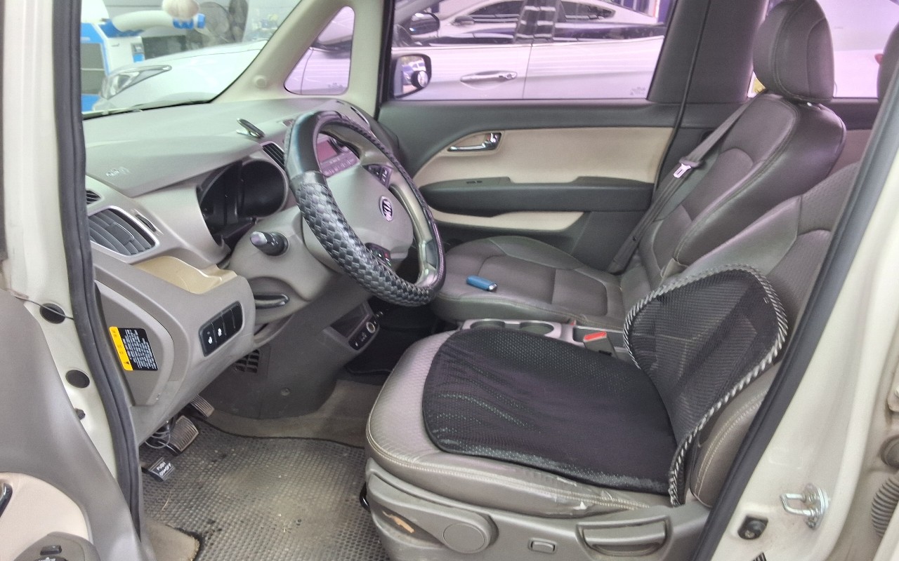2012 - kia ray