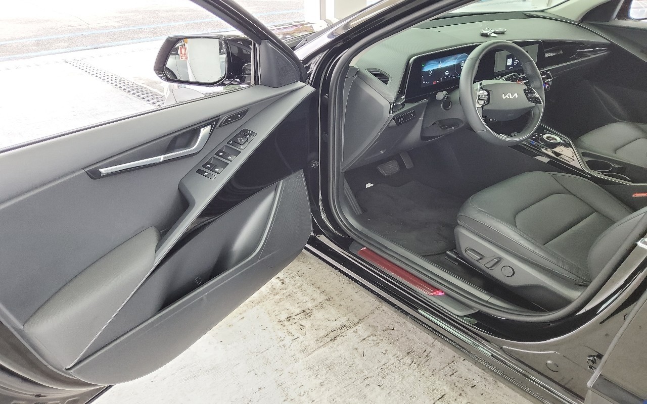 2024 - kia niro ev