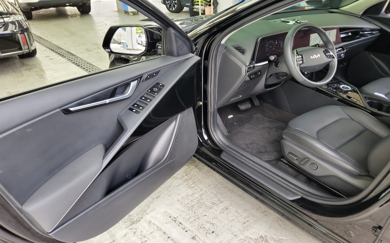 2024 - kia niro ev