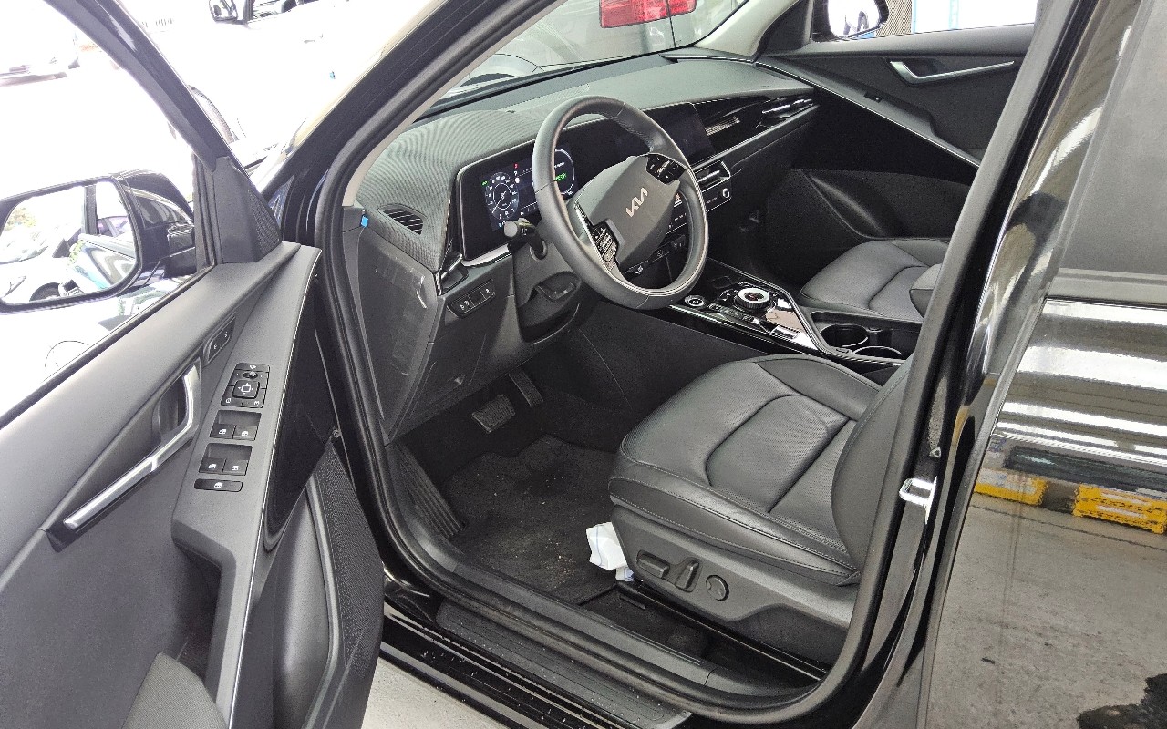 2024 - kia niro ev