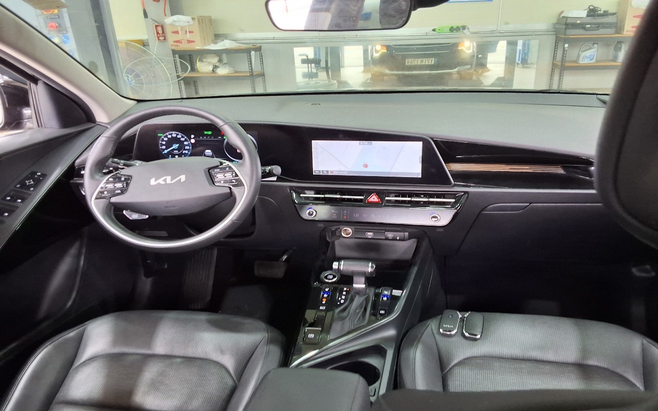 2022 - kia all-new niro