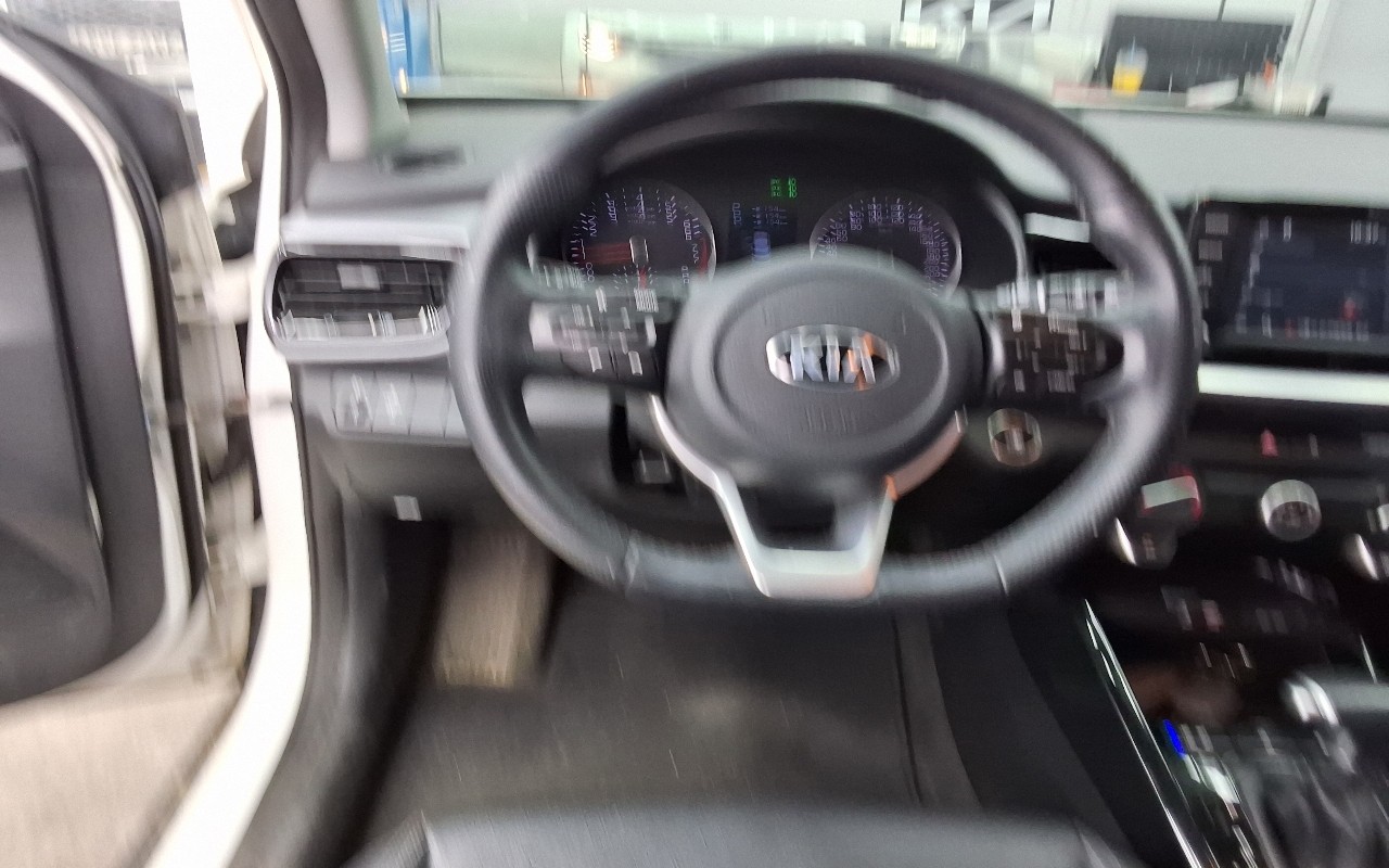 2019 - kia stonic