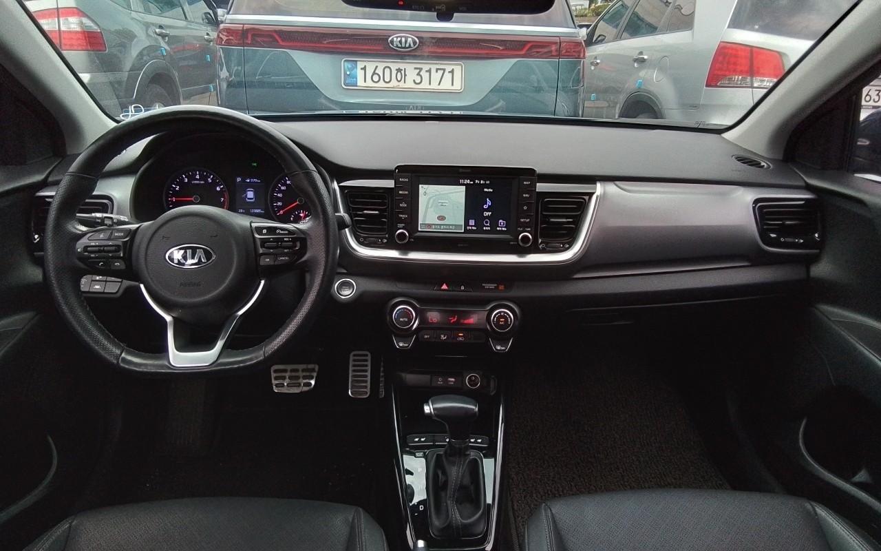 2019 - kia stonic