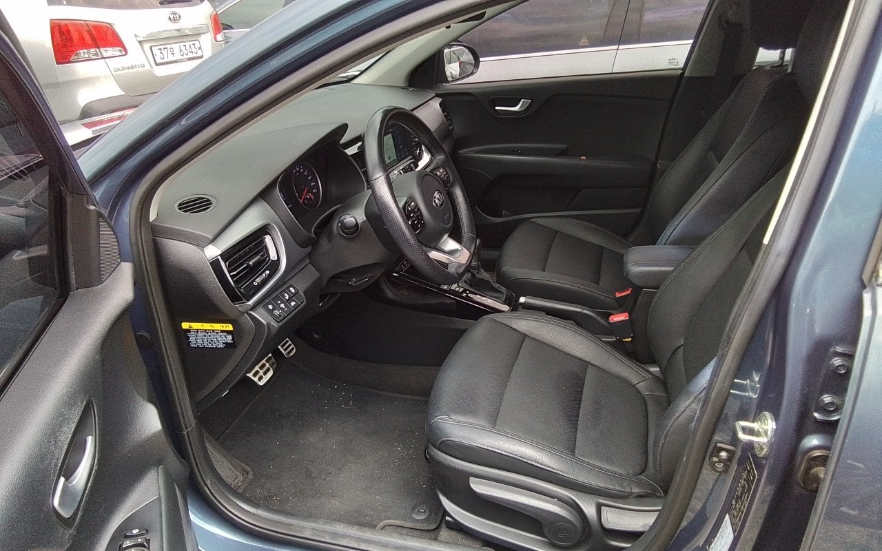 2019 - kia stonic