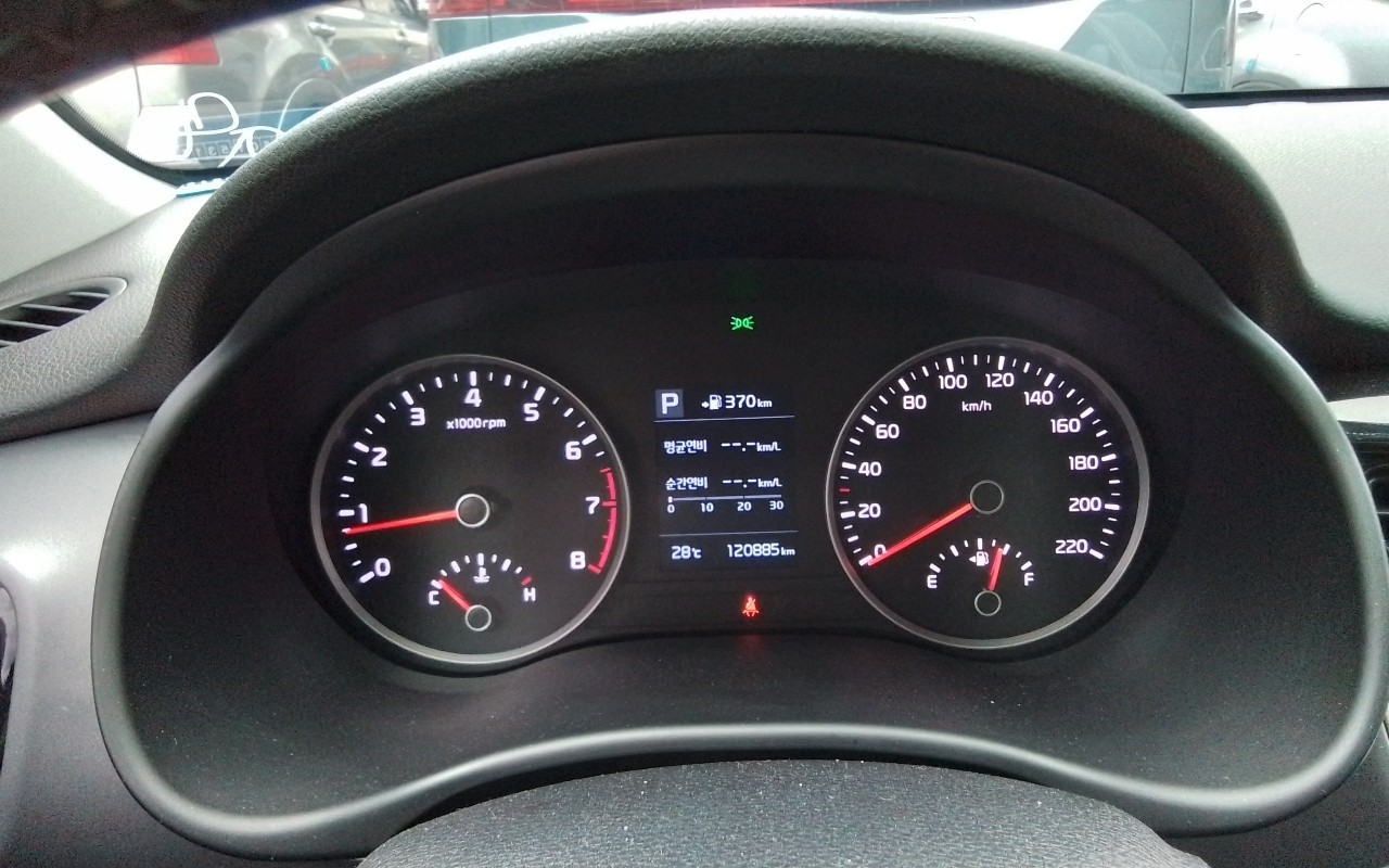 2019 - kia stonic