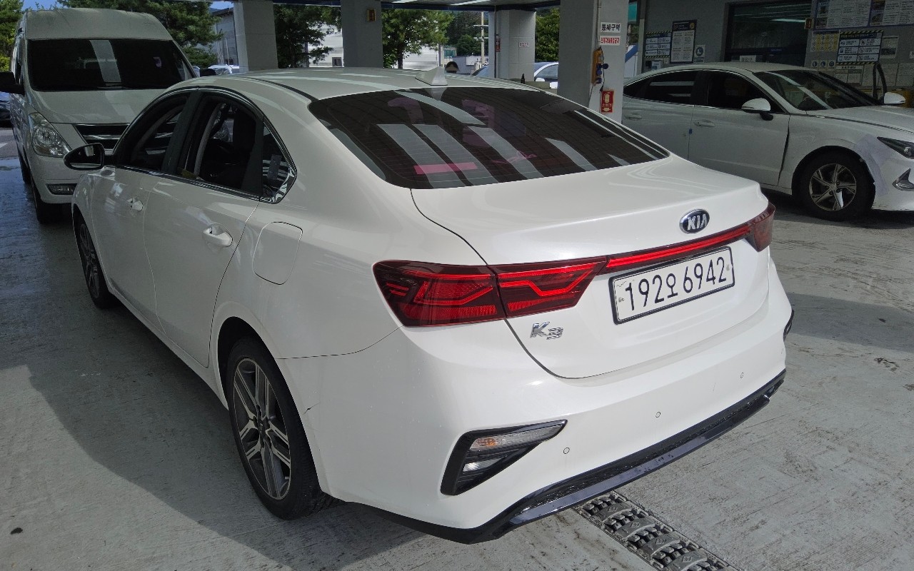 2019 - kia k3