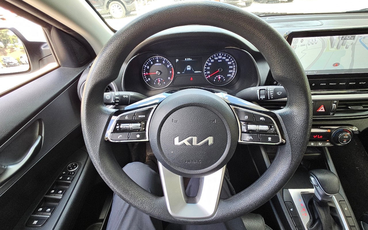 2022 - kia k3