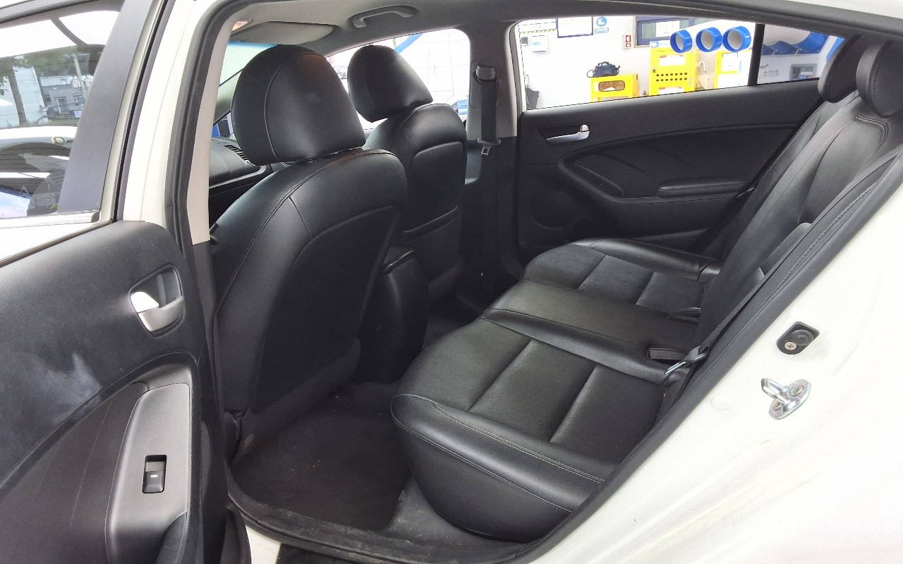 2013 - kia k3