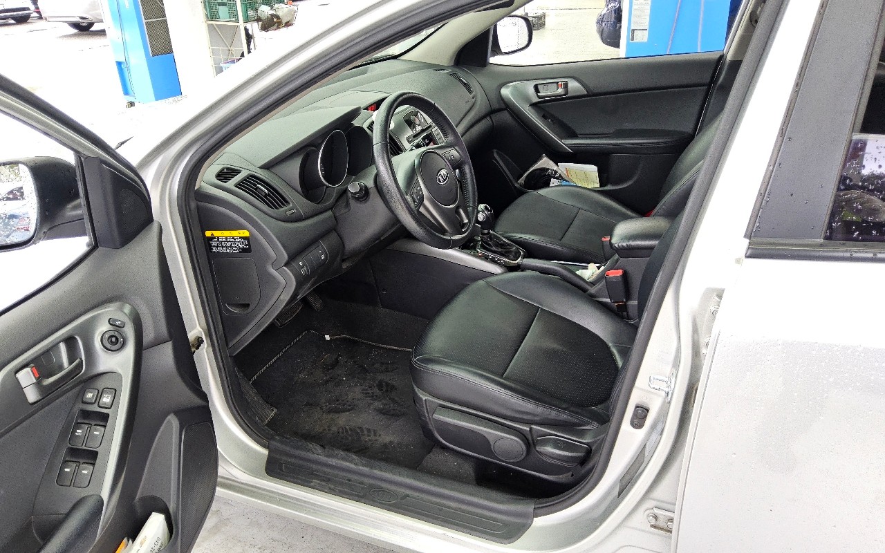 2012 - kia forte