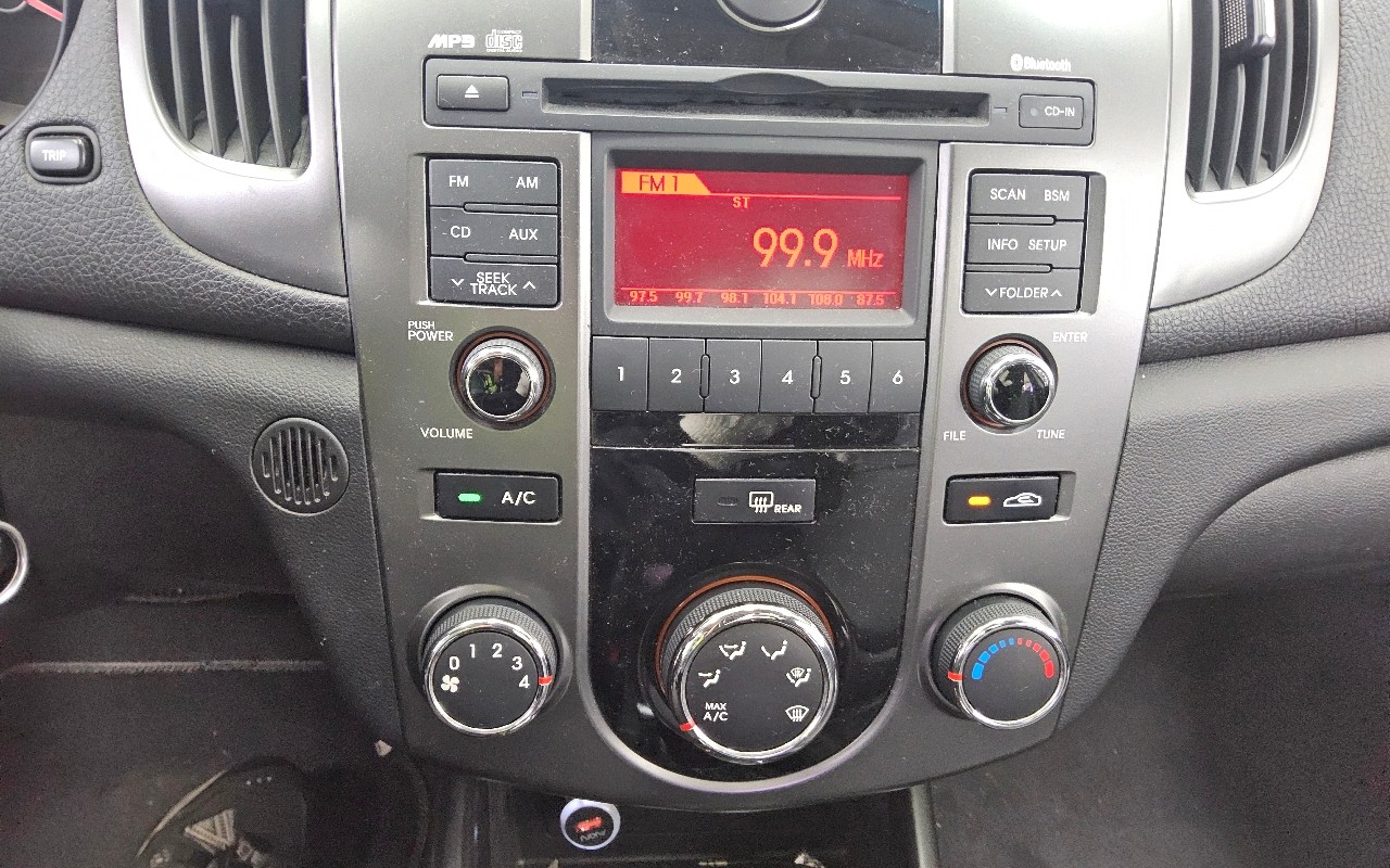 2012 - kia forte