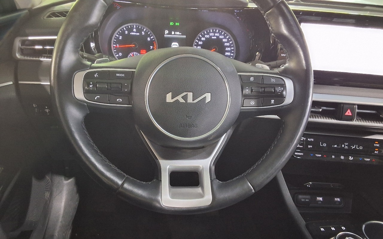 2023 - kia k5