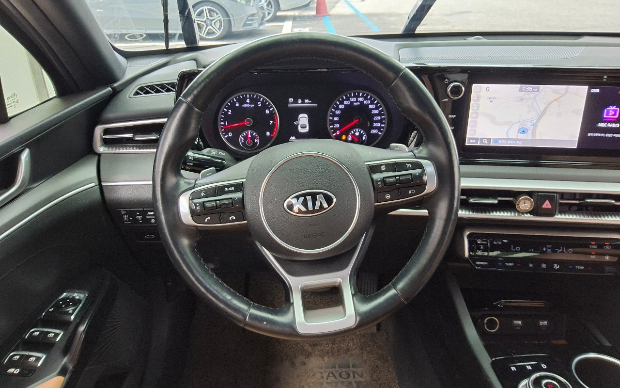 2020 - kia k5