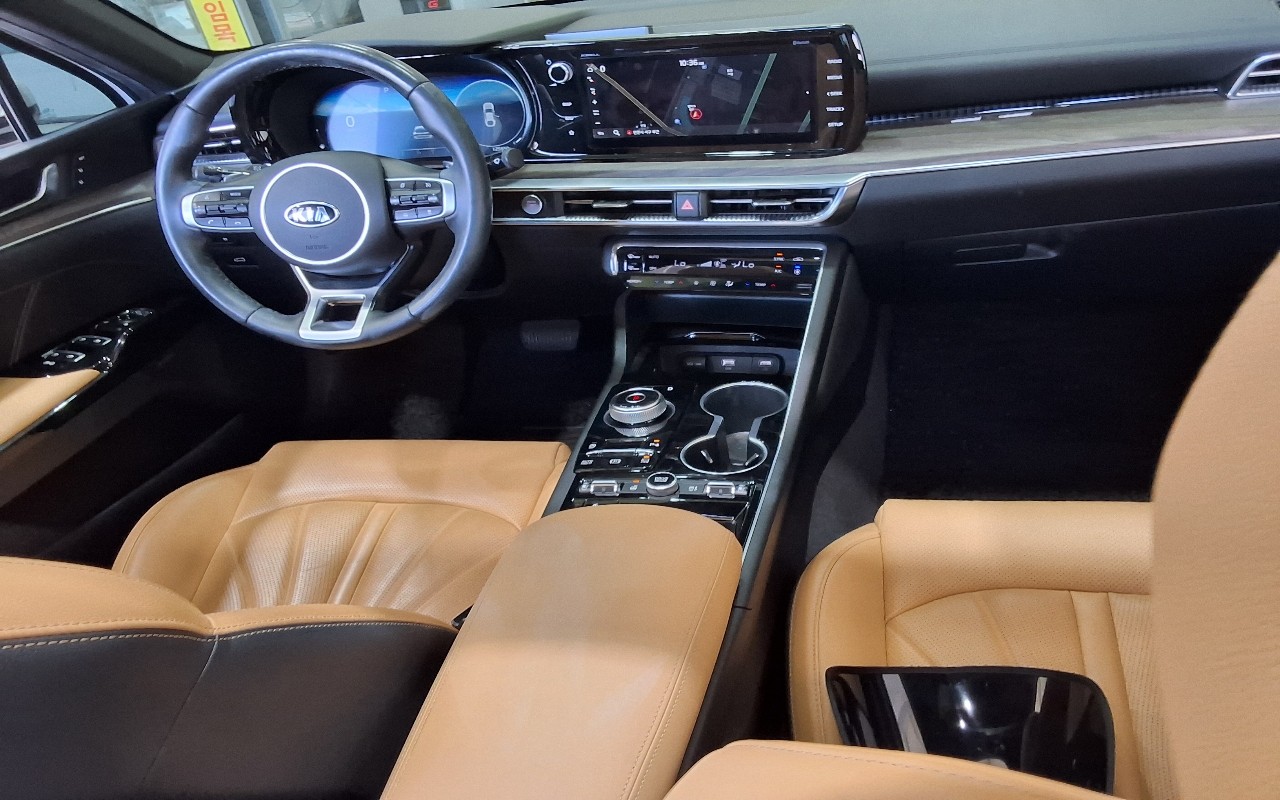 2021 - kia k5