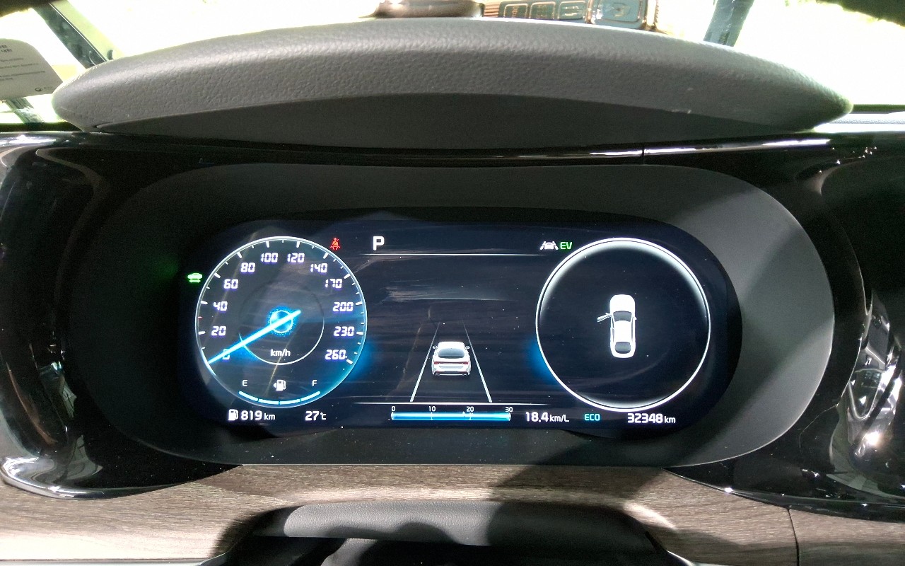 2022 - kia k5