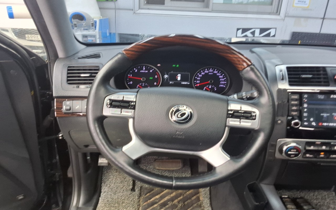 2019 - kia mohave