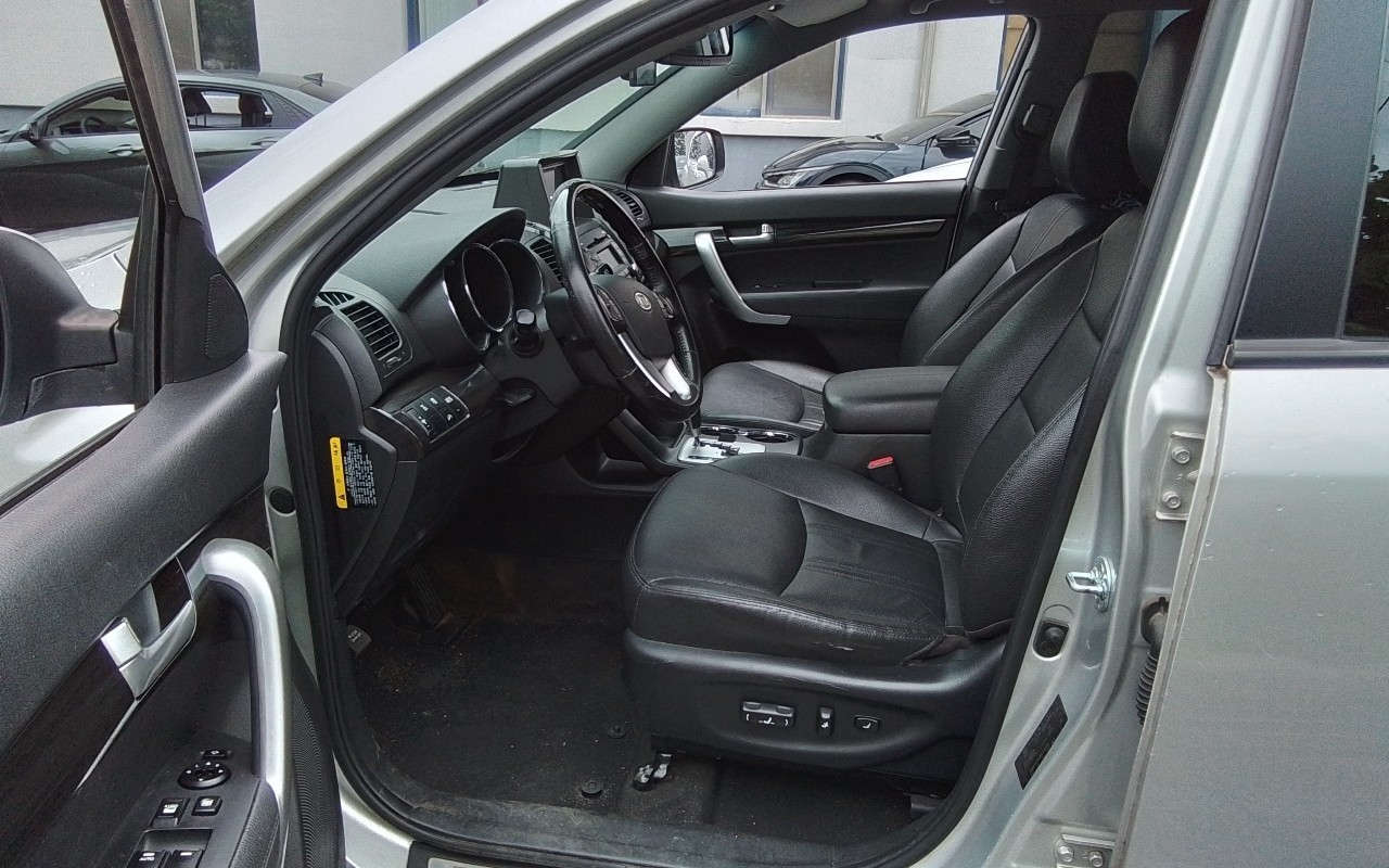 2011 - kia sorento