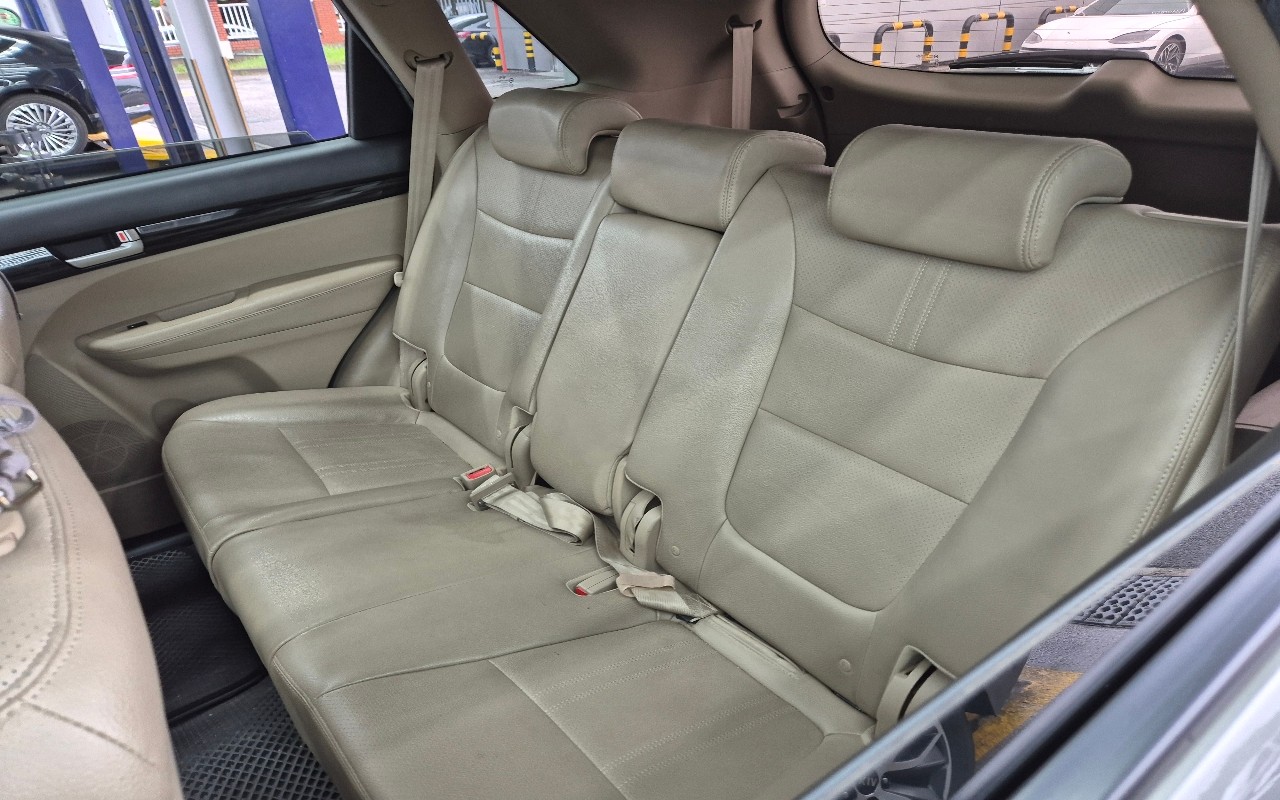 2011 - kia sorento