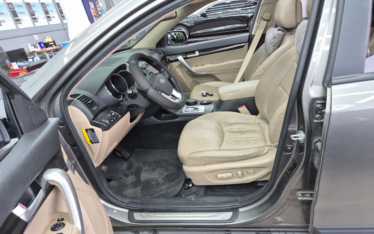 2011 - kia sorento