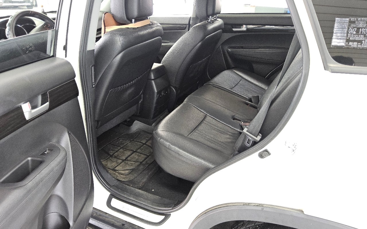 2011 - kia sorento