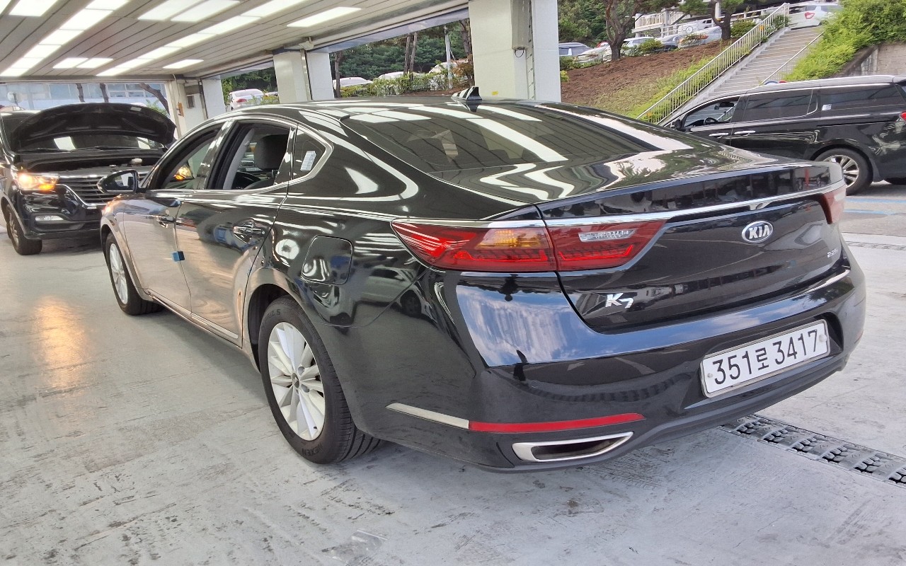 2016 - kia k7