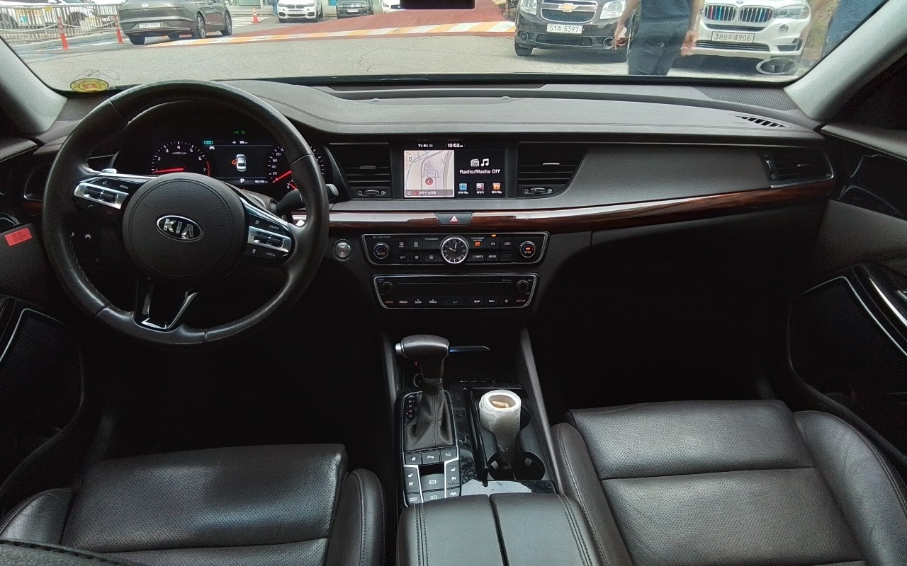 2017 - kia k7