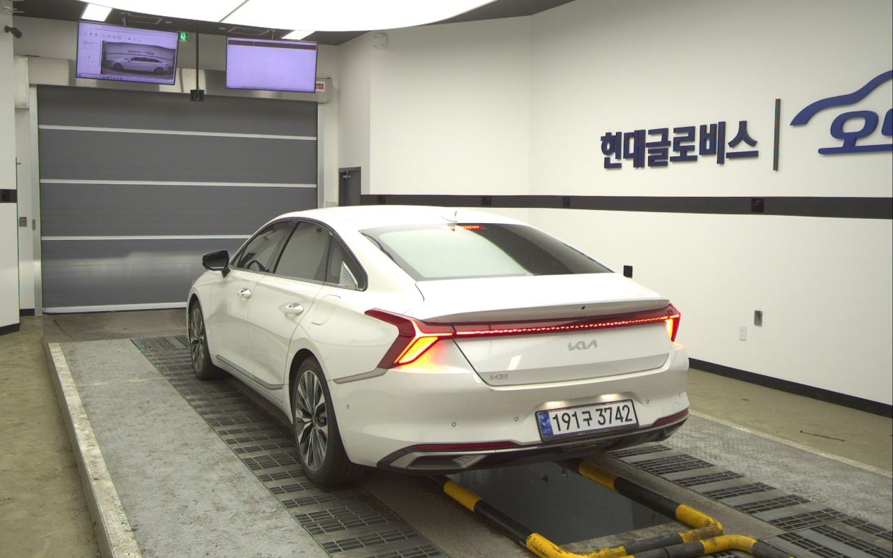 2022 - kia k8