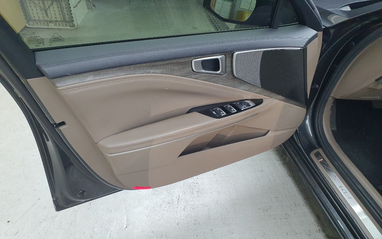 2022 - kia k8