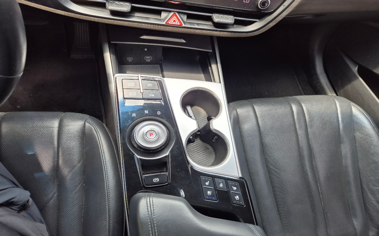 2023 - kia k8