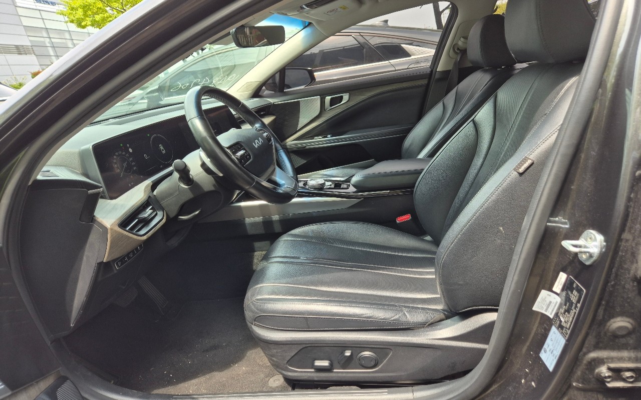 2023 - kia k8