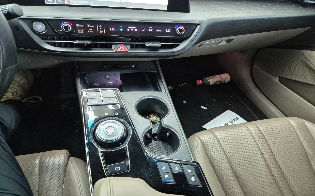 2023 - kia k8