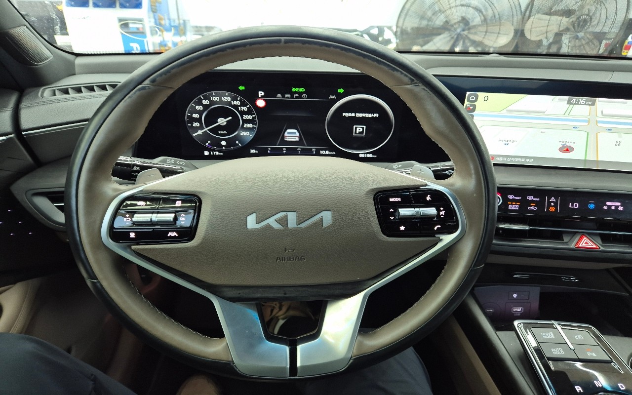 2023 - kia k8